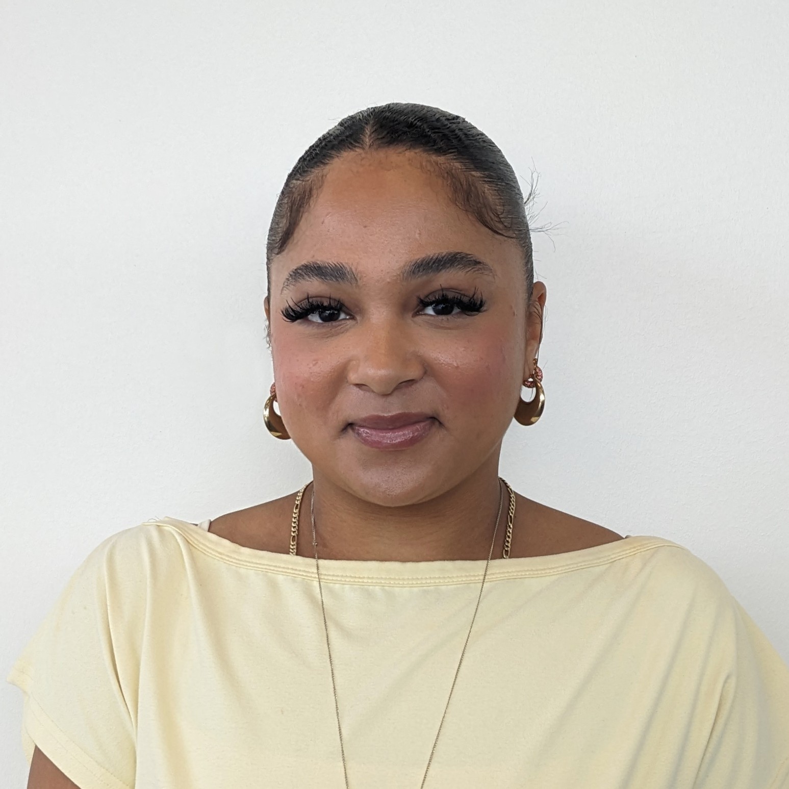  Savannah Thomas